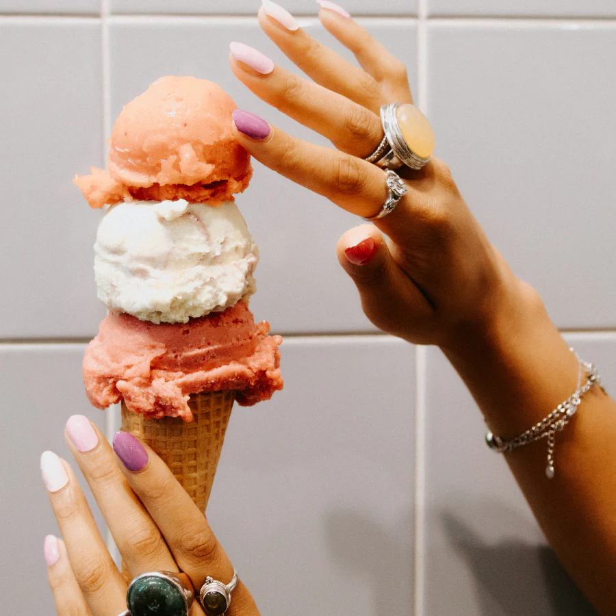 3 Scoops Please - Image 9