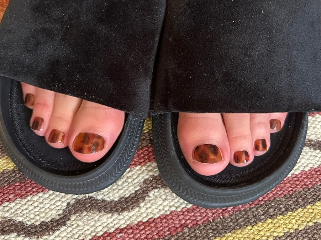 Turtle - Mani+Pedi - Image 3